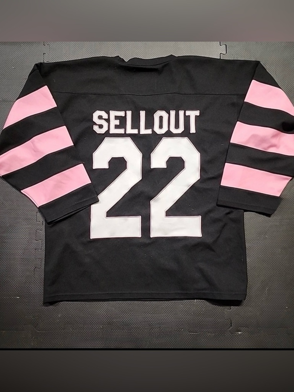 *RARE* MGK Lost Boy Mainstream Sellout Tour Hockey Jersey (XL)